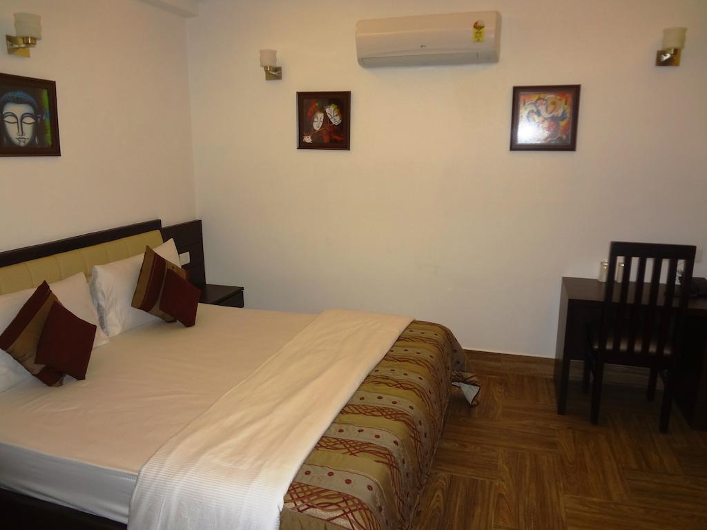 Rr Residency Hotel Delhi  Exterior photo